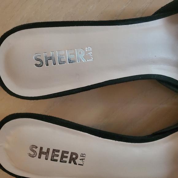 Black bow studded low healed mules pointed toe black suede. - Picture 4 of 7